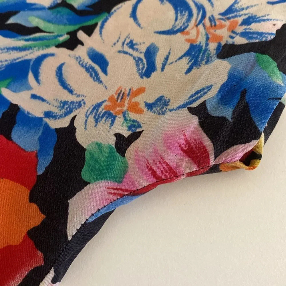 Vintage 90's Silk Floral Liz Claiborne Short Sleeve Shirt w/ Button Back Size 8P